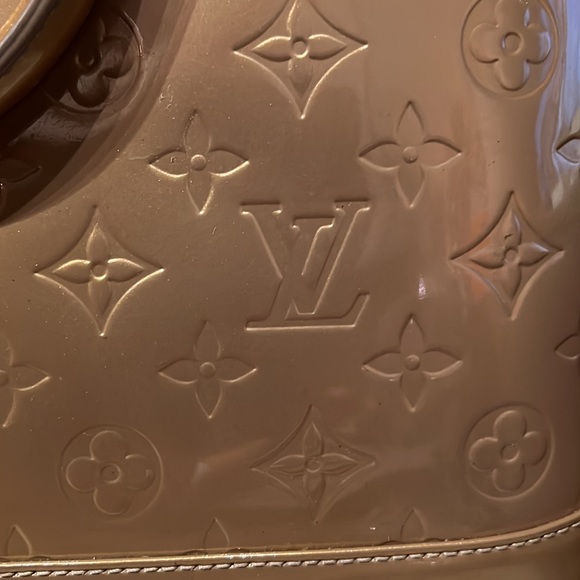 Authentic  Louis Vuitton Alma beach, Patton, leather bag - Picture 4 of 12